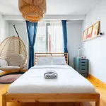 Entire Building For Large Groups And Families W Elevator And 5 Bathrooms * Istanbul
