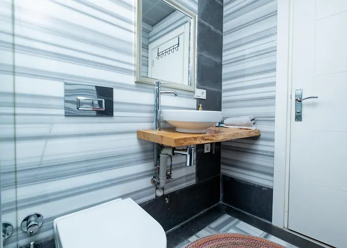 Apartmán Entire Building For Large Groups And Families W Elevator And 5 Bathrooms