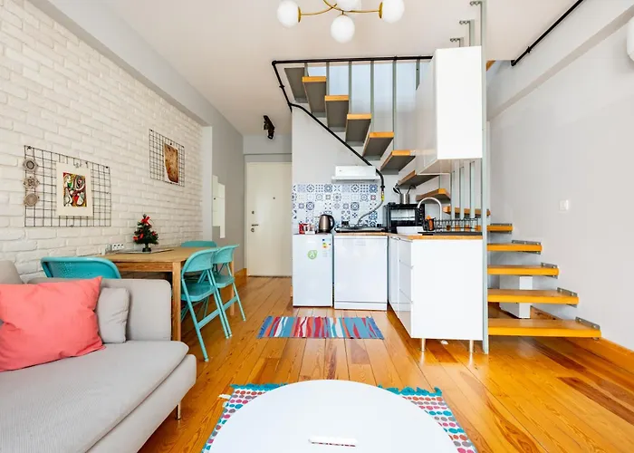 Entire Building For Large Groups And Families W Elevator And 5 Bathrooms Istanbulská provincie