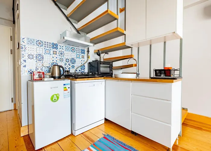 Entire Building For Large Groups And Families W Elevator And 5 Bathrooms Istanbulská provincie